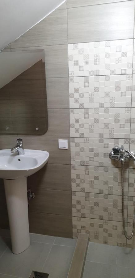Apartments Scorpio โกตอร์ ภายนอก รูปภาพ