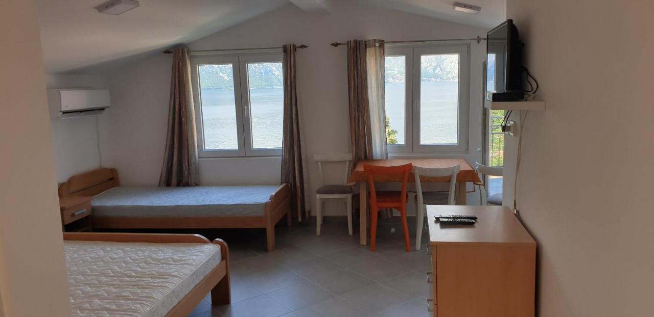 Apartments Scorpio โกตอร์ ภายนอก รูปภาพ
