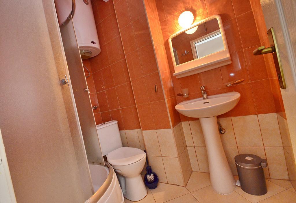 Apartments Scorpio โกตอร์ ห้อง รูปภาพ