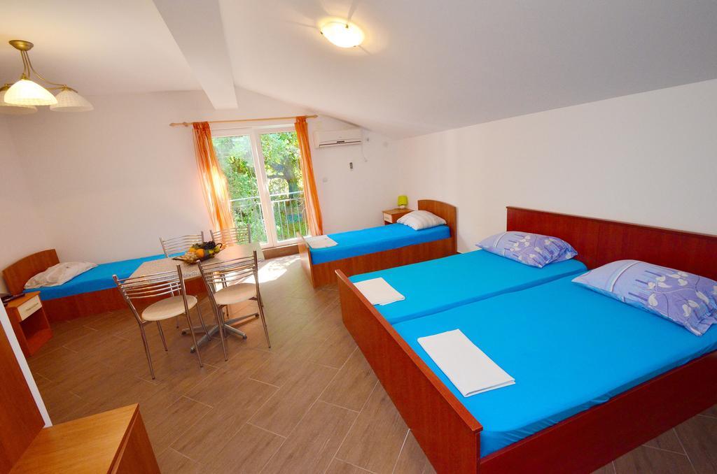 Apartments Scorpio โกตอร์ ห้อง รูปภาพ