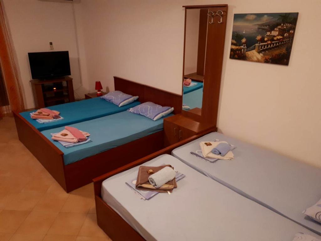 Apartments Scorpio โกตอร์ ภายนอก รูปภาพ